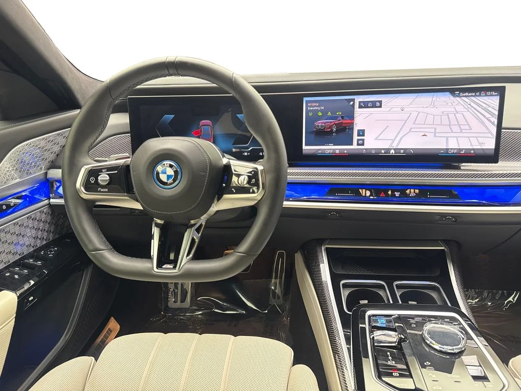 Used 2023 Red BMW xDrive60 image 52
