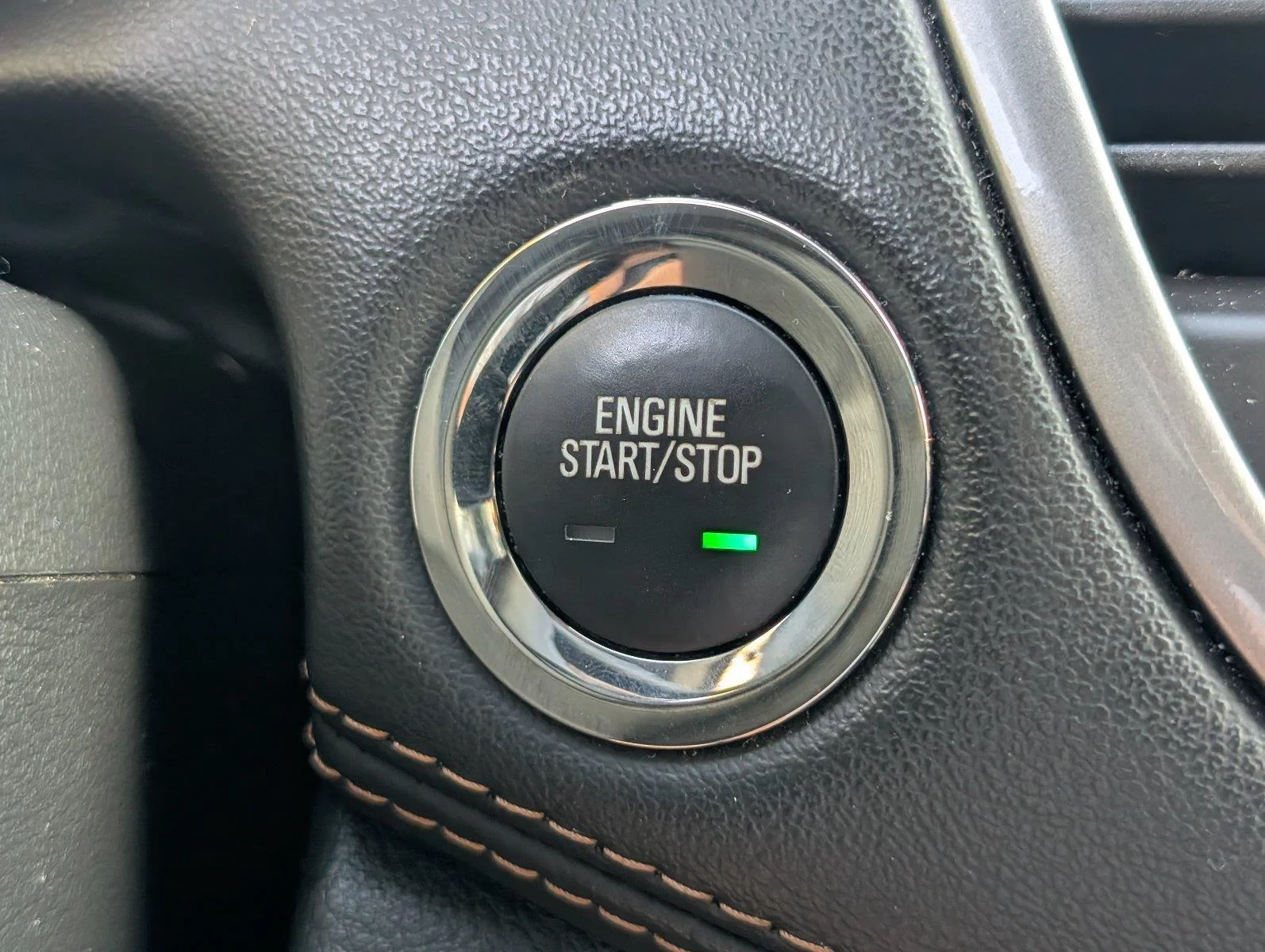 Used 2022 MOSAIC BLACK METALLIC Chevrolet LT image 25