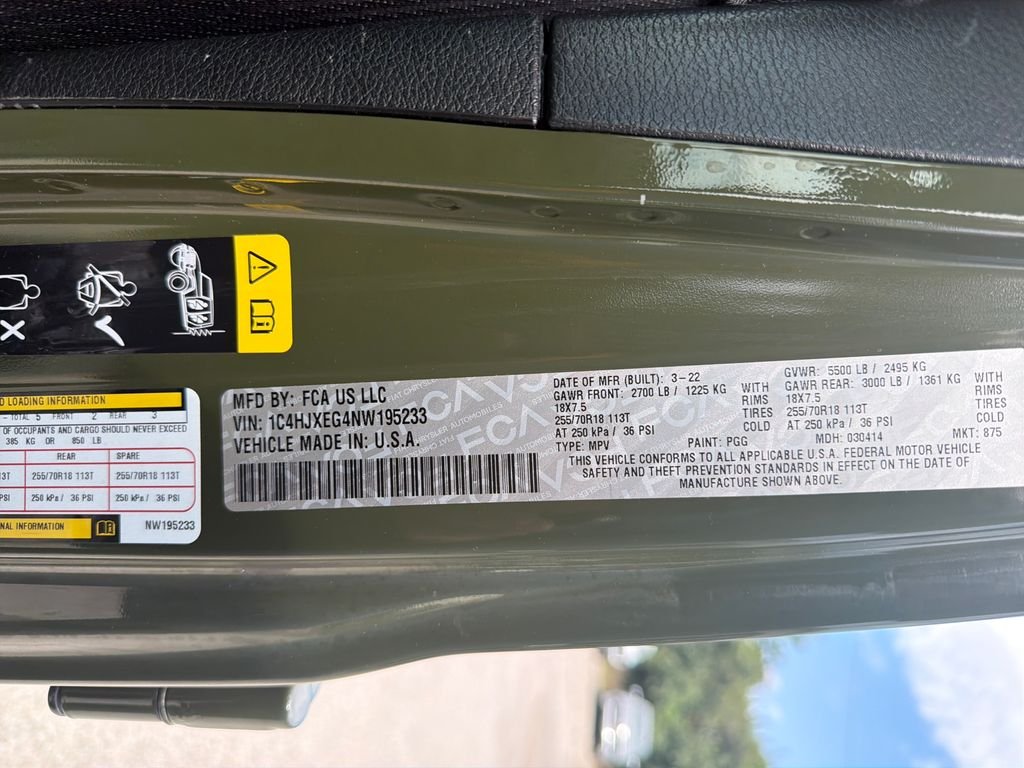 Used 2022 Green Jeep Unlimited Sahara image 25