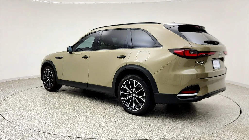 Used 2025 Zircon Sand Metallic Mazda Premium Package AWD image 7