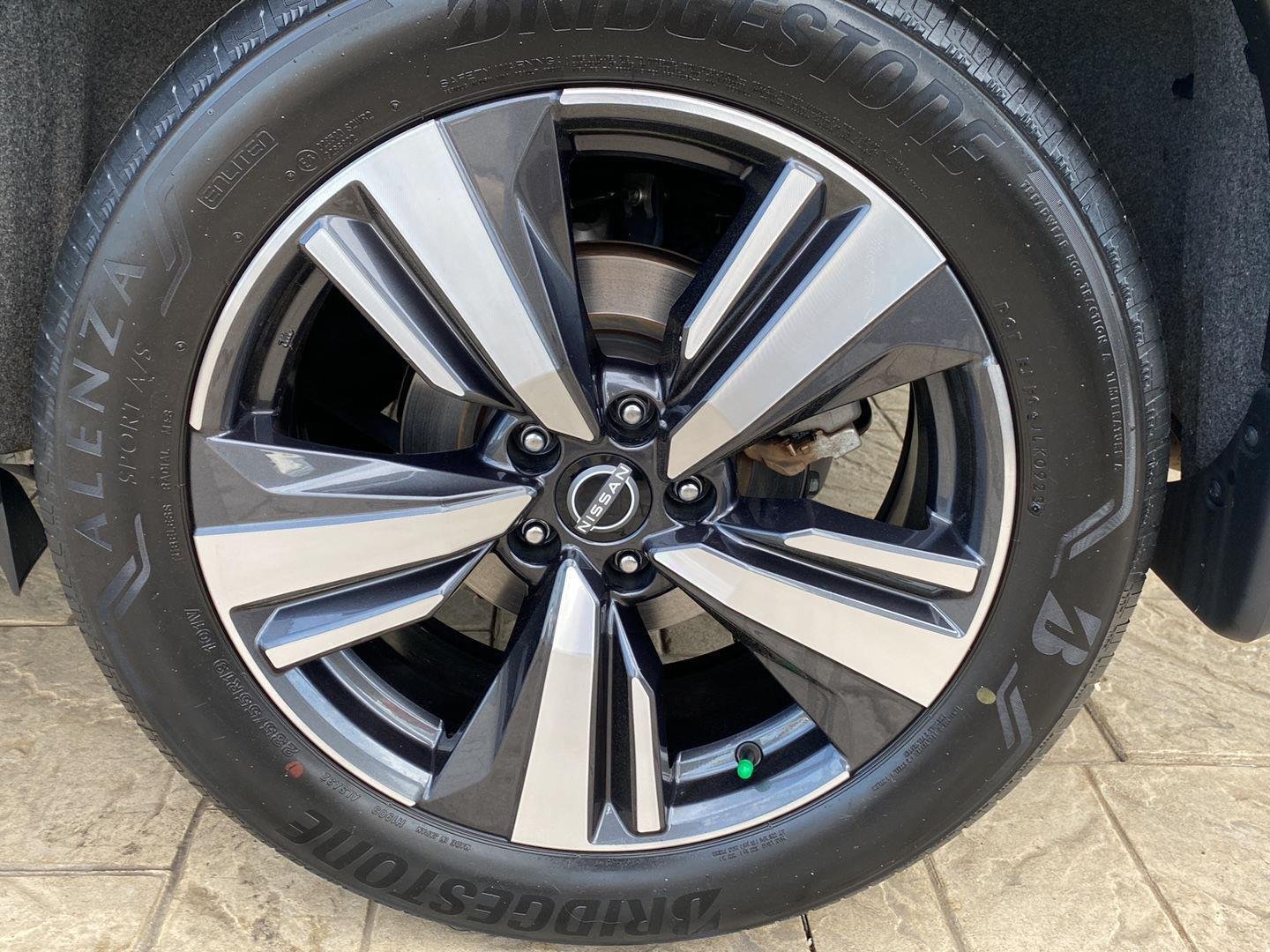 Certified Used 2023 Pearl White Tricoat Nissan Platinum image 14