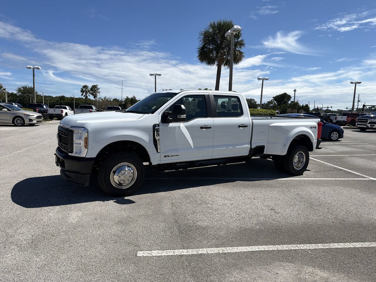 Used 2026 Oxford White Ford XL image 1