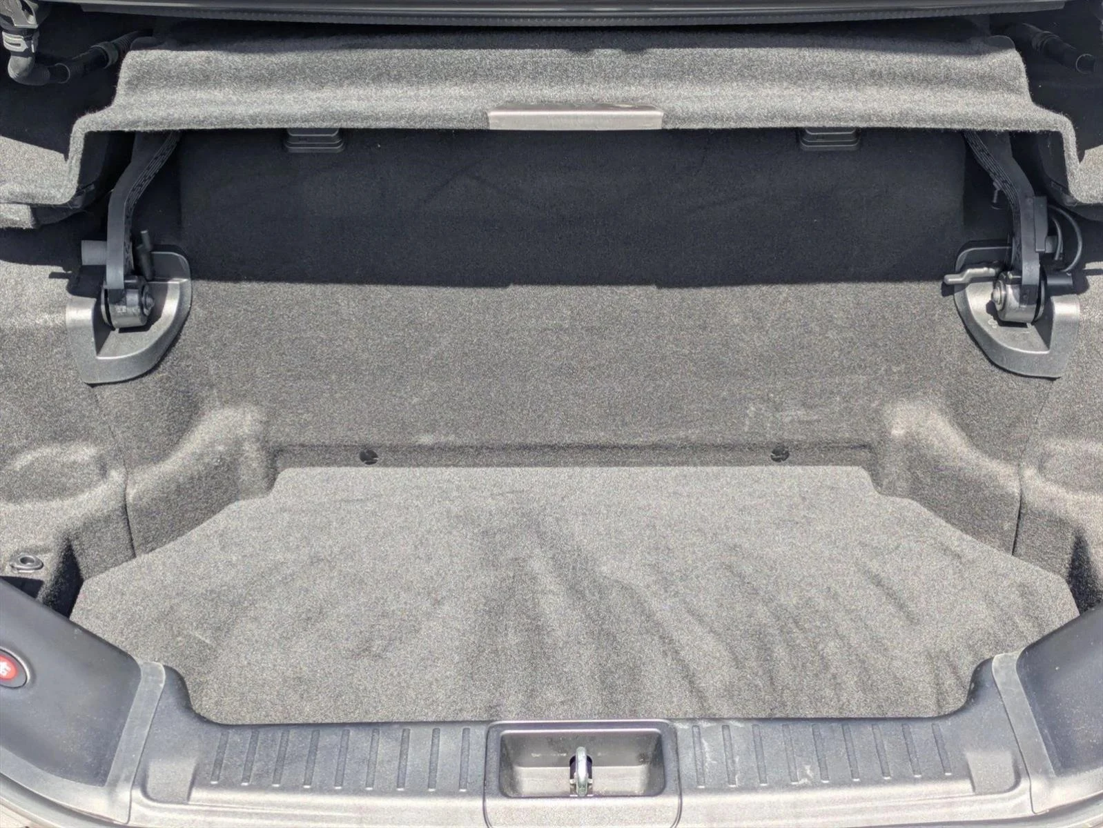 Used 2017 Selenite Grey Metallic Mercedes-Benz SL 450 image 6