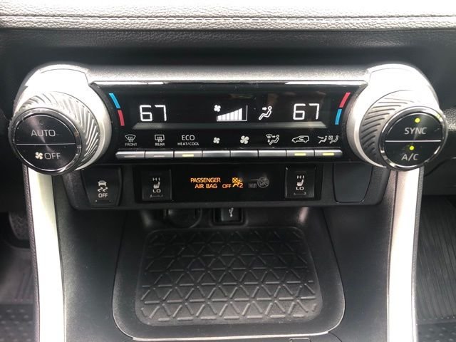 Used 2022 Blue Toyota XLE Premium image 32