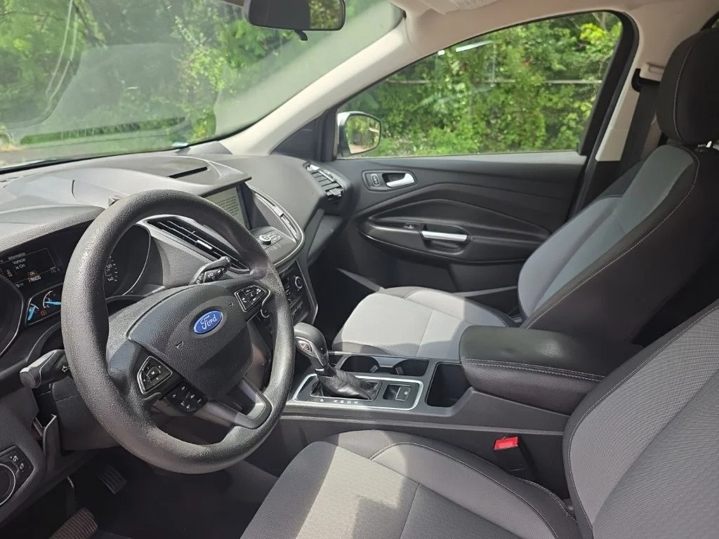 Certified Used 2018 Ingot Silver Ford SE image 11