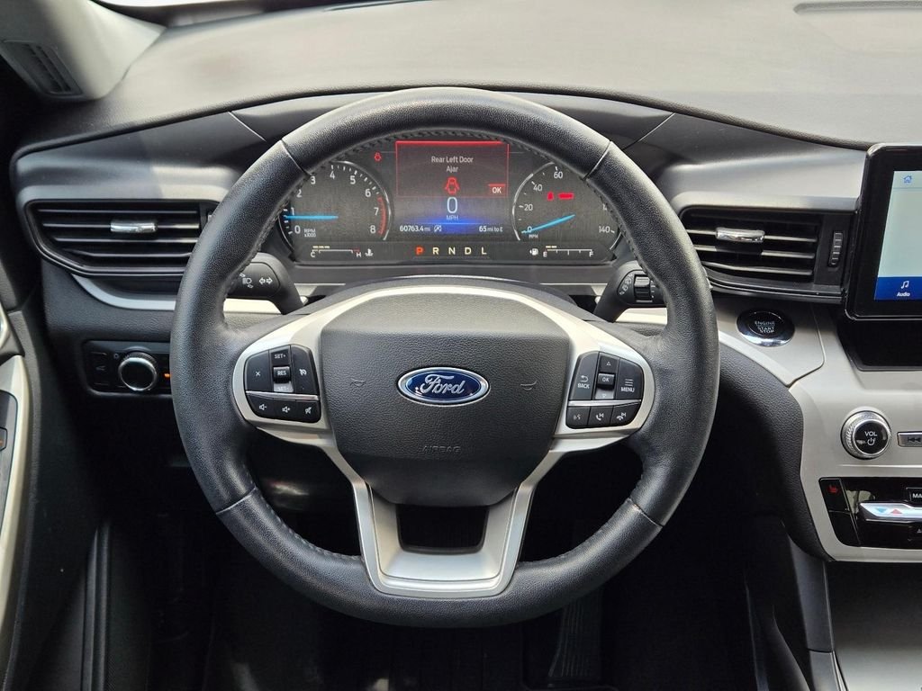 Used 2023 Silver Ford XLT image 21
