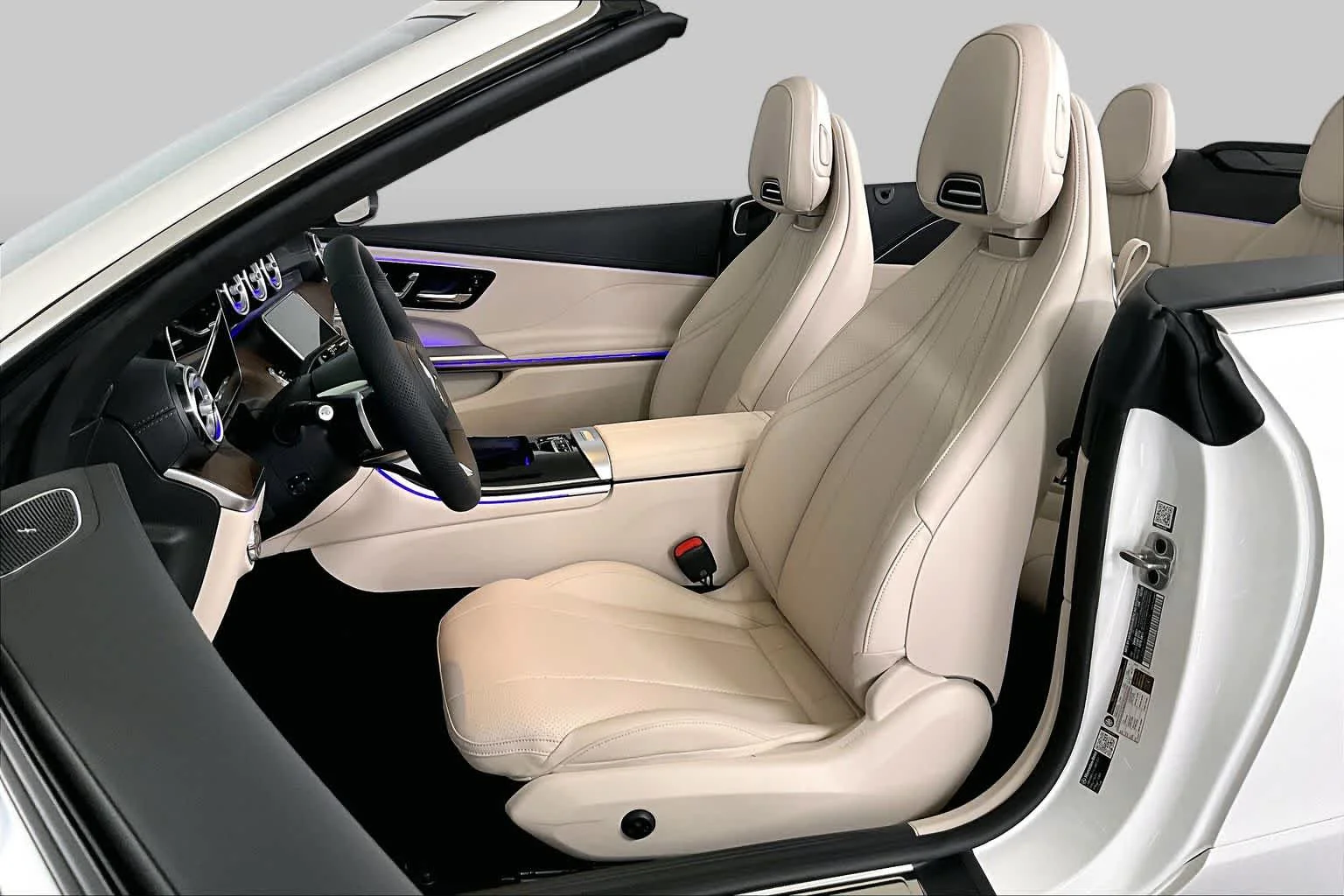 Used 2026 Polar White Mercedes-Benz CLE 450 image 14