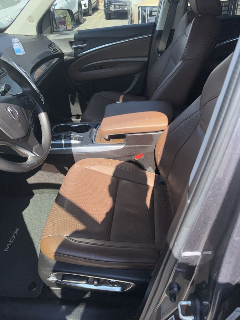 Used 2019 Gray Acura 3.5L Technology Package image 5