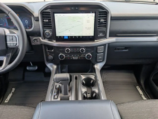 New 2026 Agate Black Metallic Ford XLT image 7