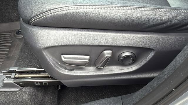 2024 Toyota Corolla Cross XLE - Photo 20