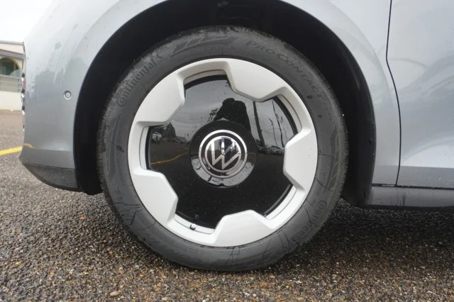 2025 Volkswagen ID. Buzz PRO S - Photo 15