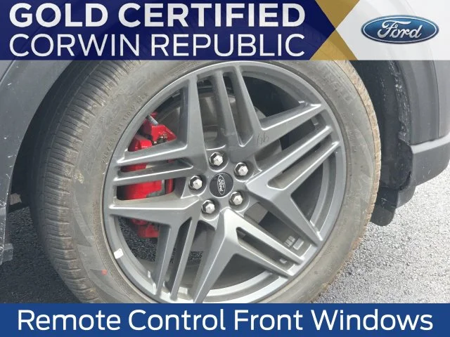 Used 2026 Gray Metallic Ford ST image 7