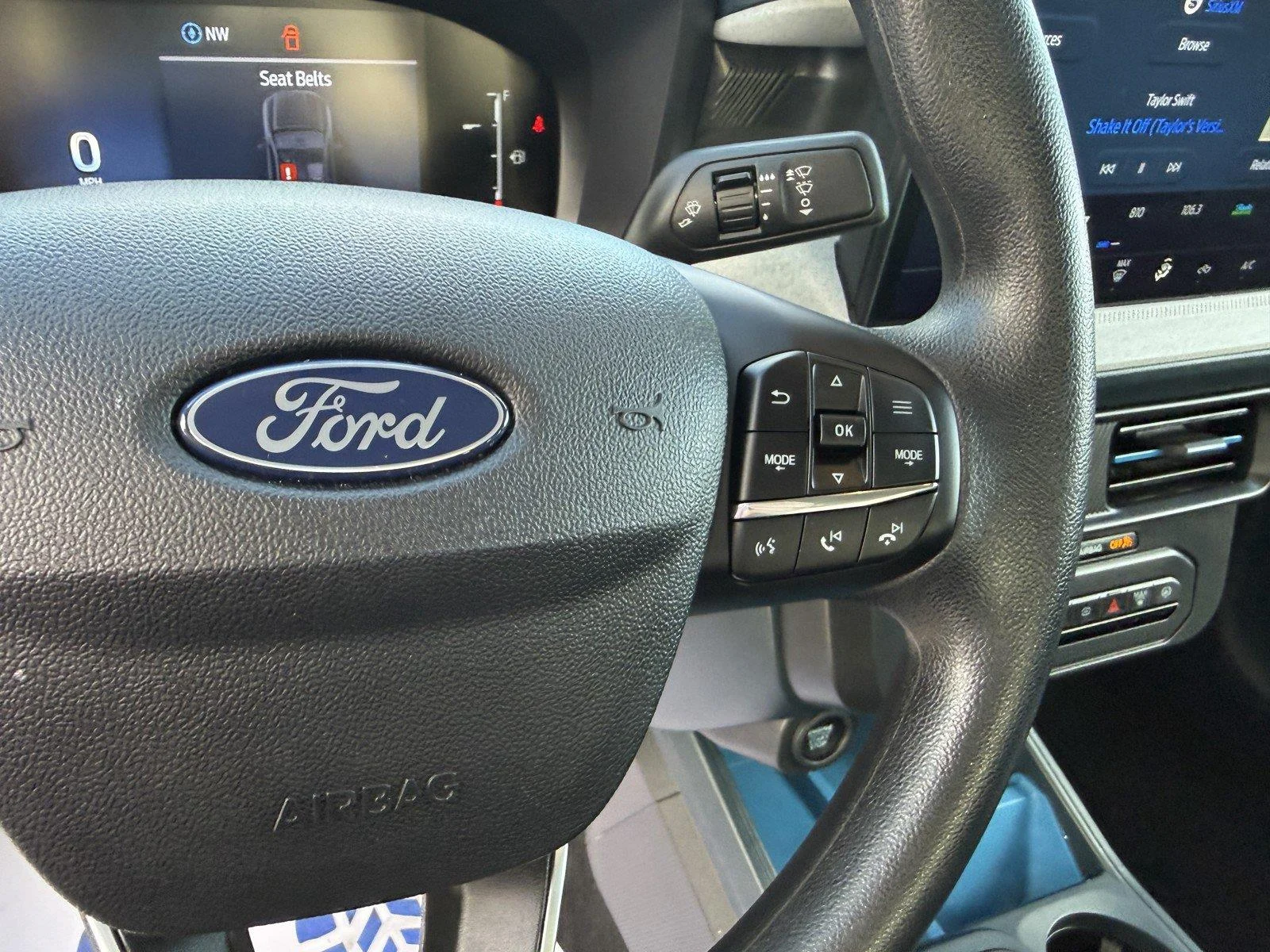 Certified Used 2026 Oxford White Ford XLT image 16