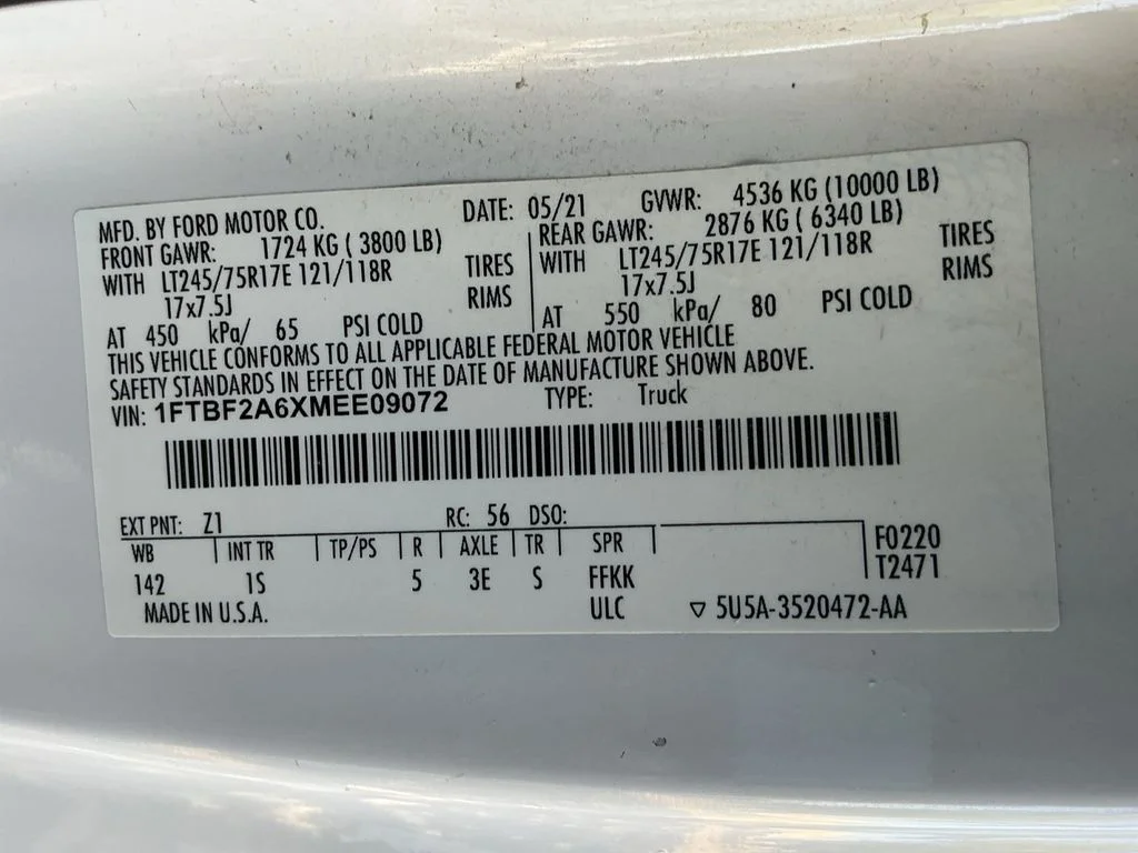 Used 2021 White Ford XL image 29
