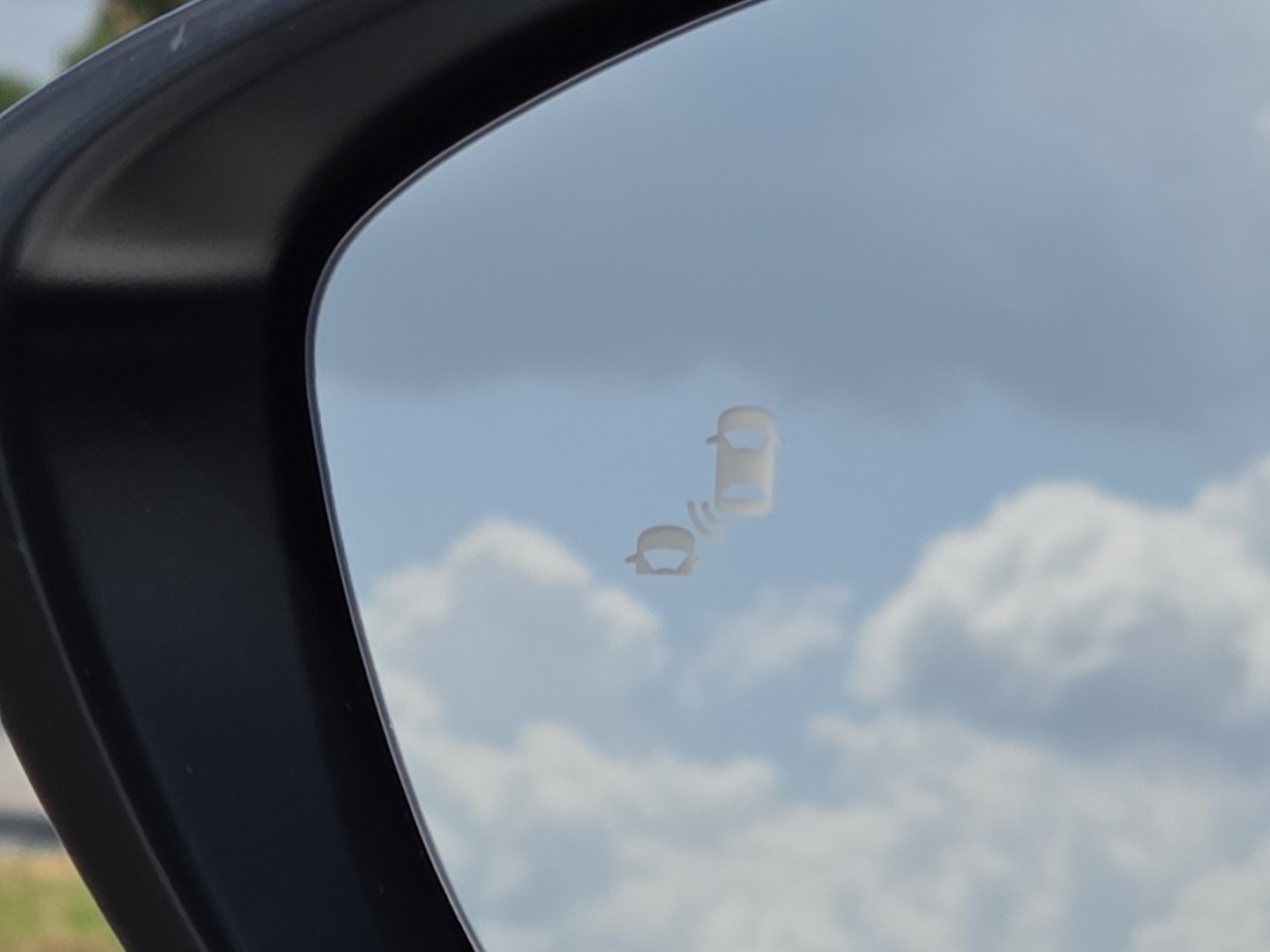 New 2026 Platinum White Pearl Honda SE image 11