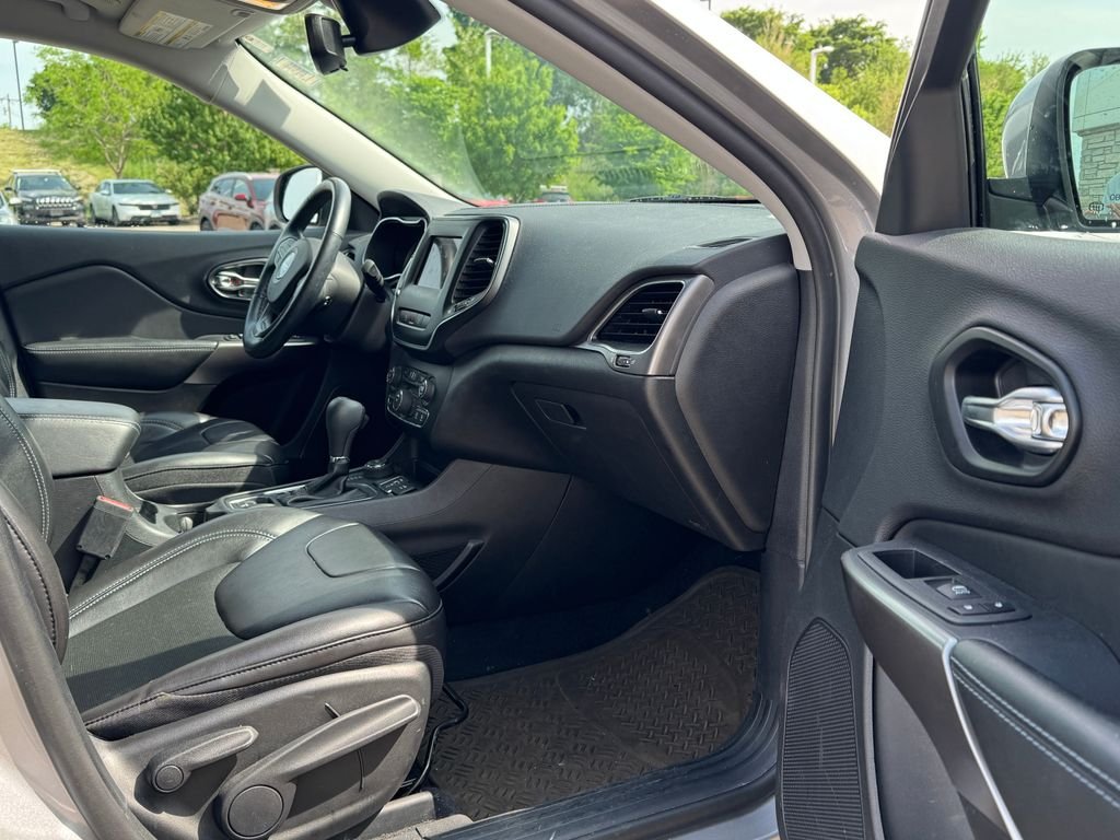 2021 Jeep Cherokee Latitude Plus - Photo 8