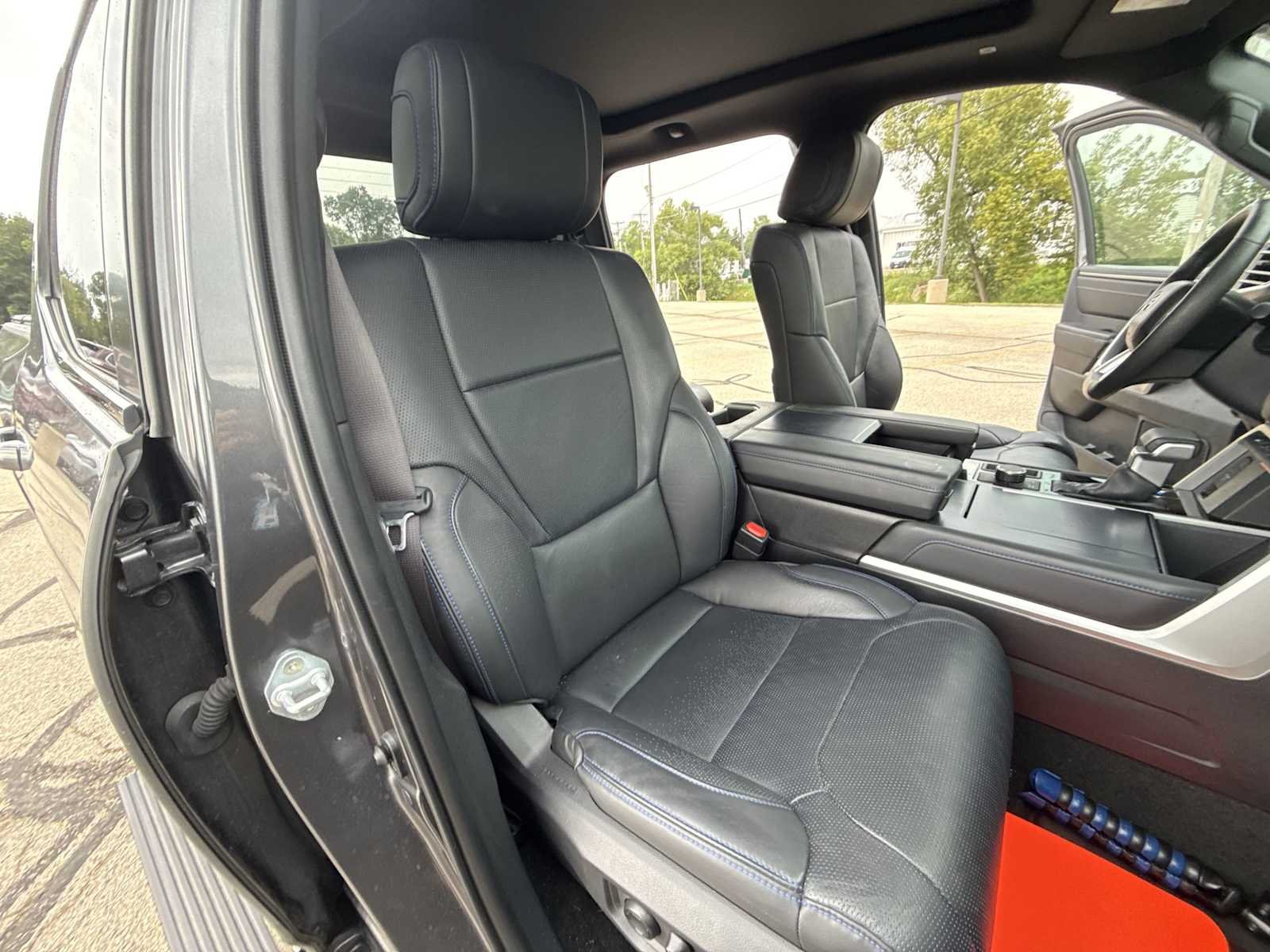 2024 Toyota Tundra Platinum - Photo 26