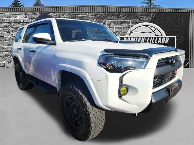 2023 Toyota 4Runner TRD Off-Road Premium 4WD V6's photo