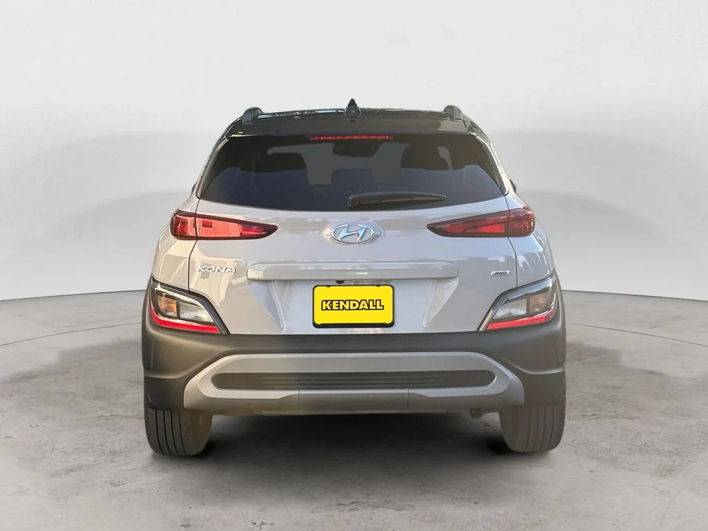 Certified Used 2022 Silver Hyundai SEL image 6