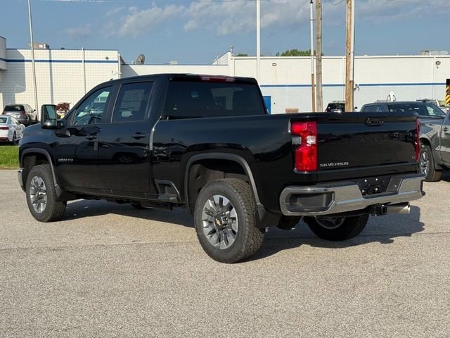 New 2026 Black Chevrolet LT image 3