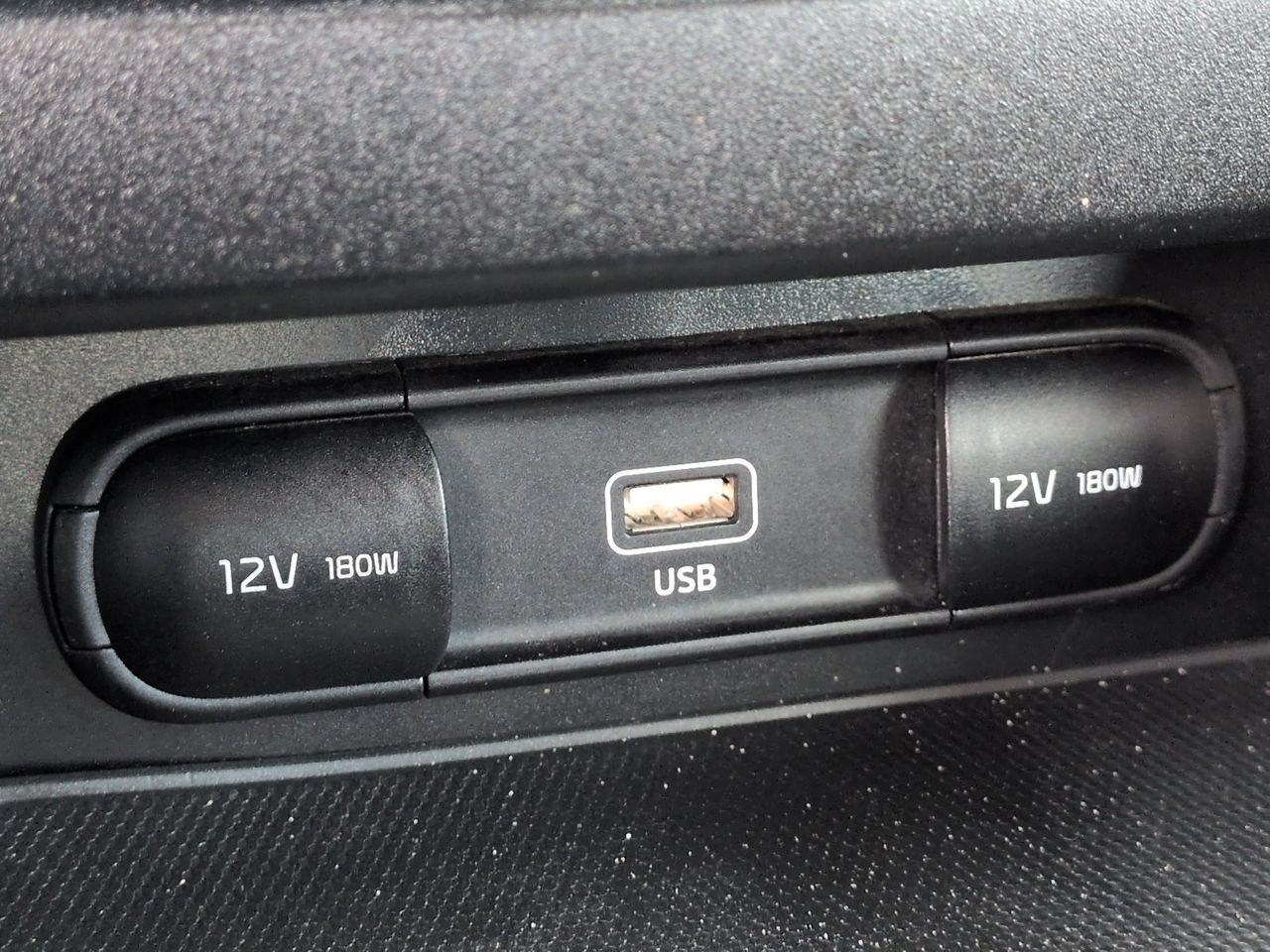 Used 2023 Gravity Gray Kia  image 23