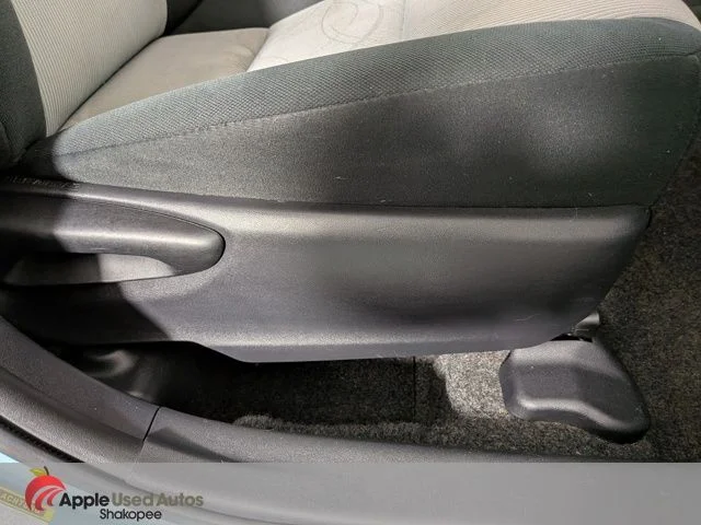 Used 2014  Toyota Two image 34