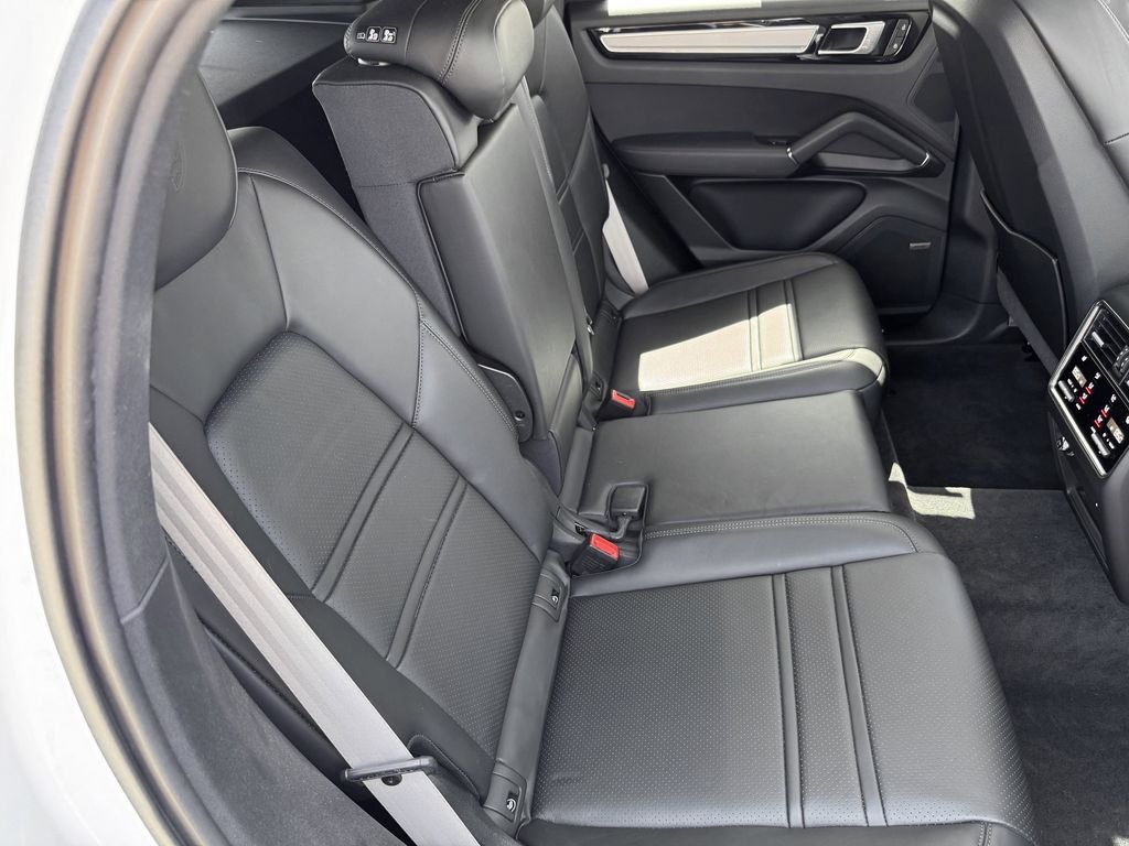 Used 2023 White Porsche Base image 29