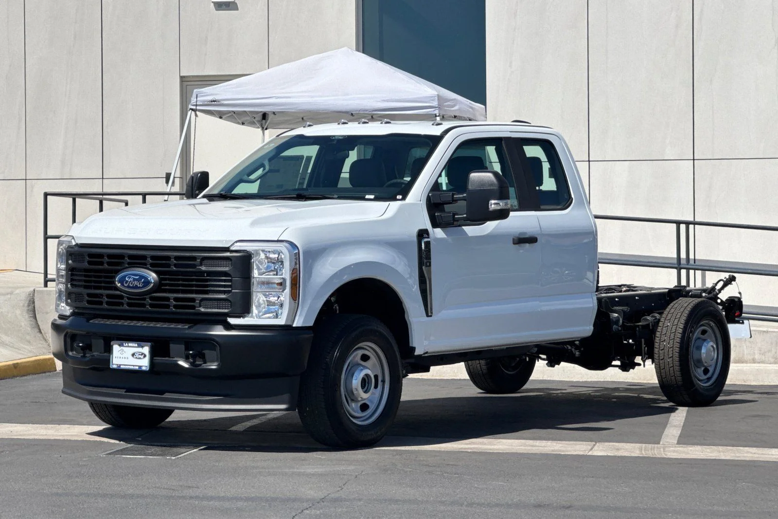 2026 Ford F-350 Super Duty Chassis Cab XL - Photo 7