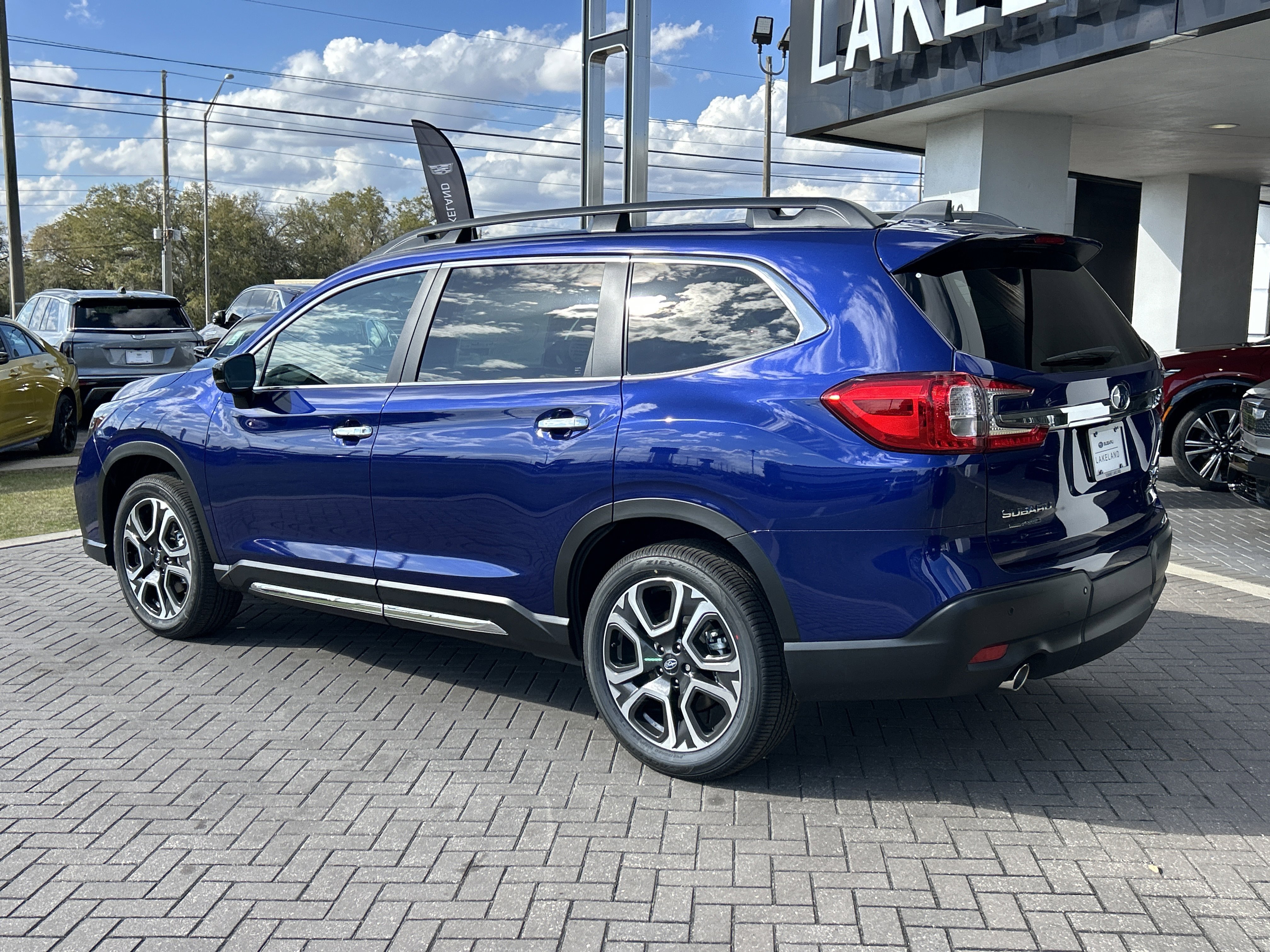 New 2026 SAPPHIRE BLUE PEARL Subaru Touring 7-Passenger image 4