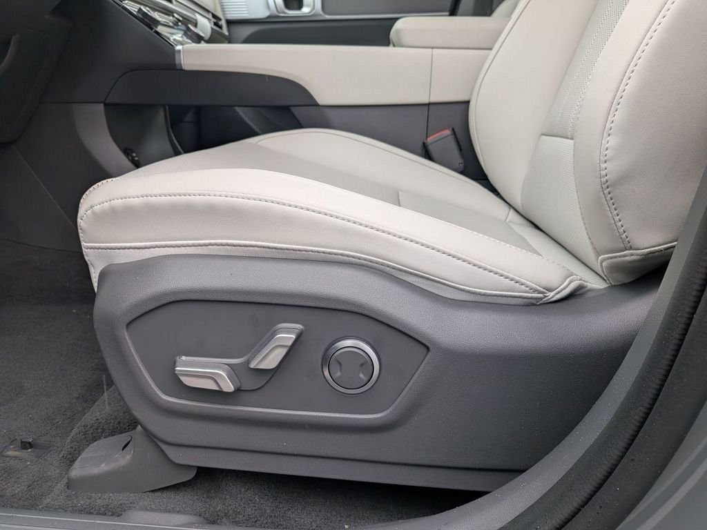 New 2026 Gray Hyundai SEL image 16