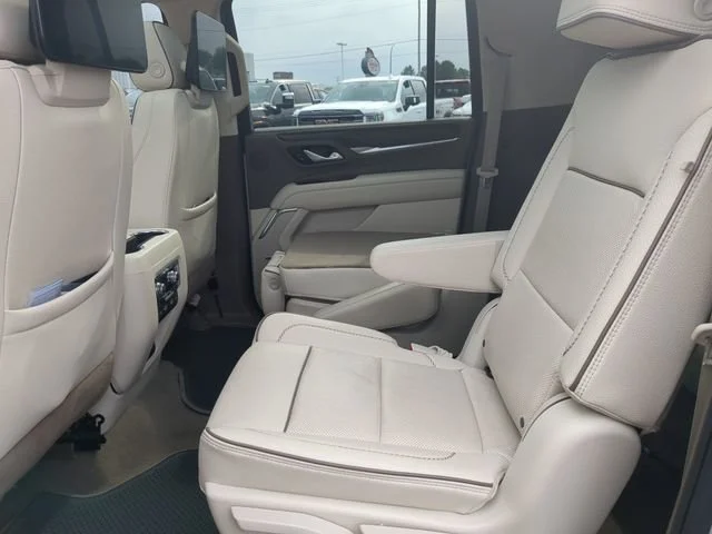 Used 2024 Pearl Beige Metallic GMC Denali image 30