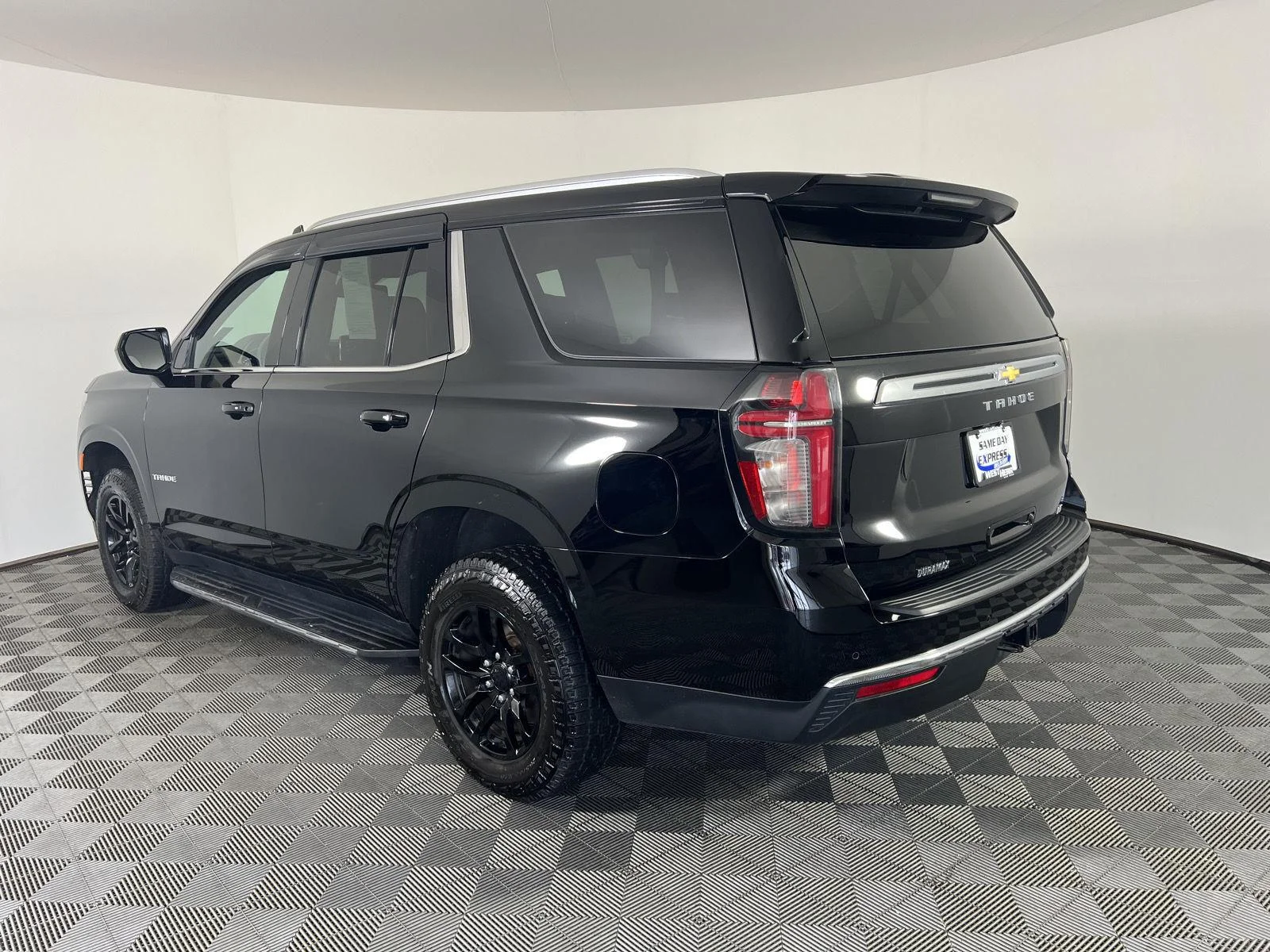 Used 2023 Black Chevrolet LT image 5