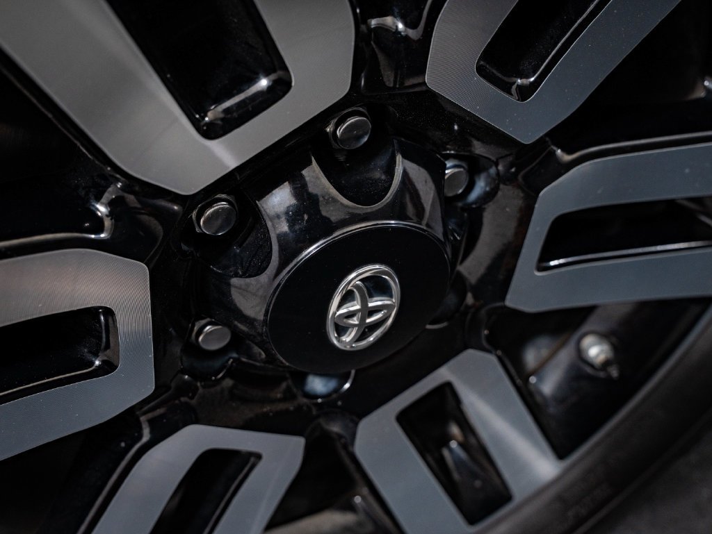 Used 2019 Midnight Black Metallic Toyota Limited image 8
