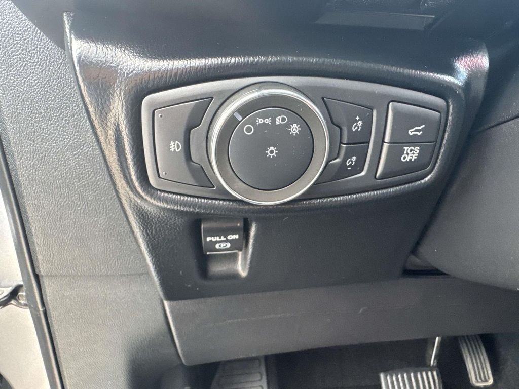 Used 2020 Silver Lincoln Reserve image 21
