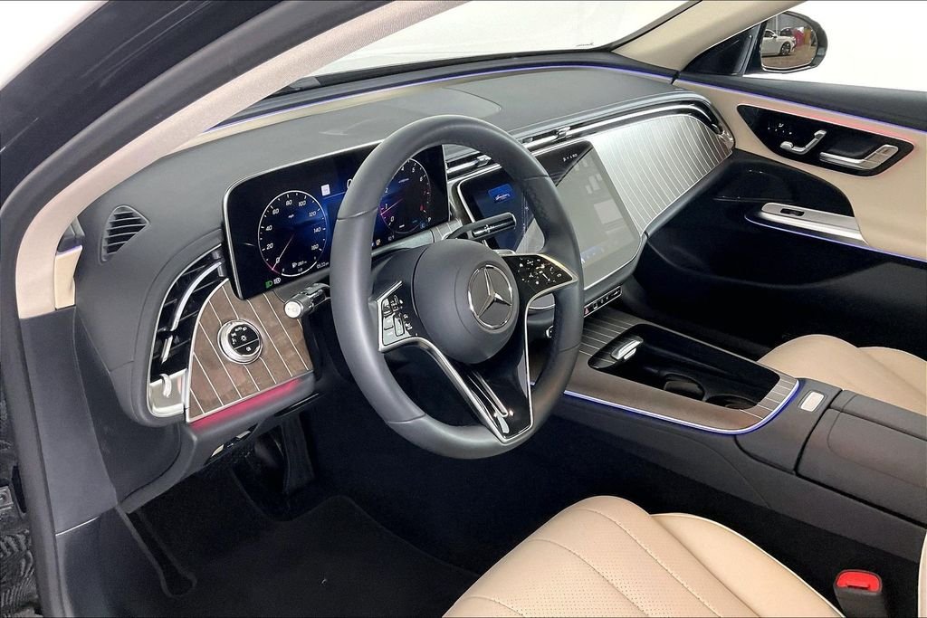 2026 Mercedes-Benz E-Class E350 - Photo 11