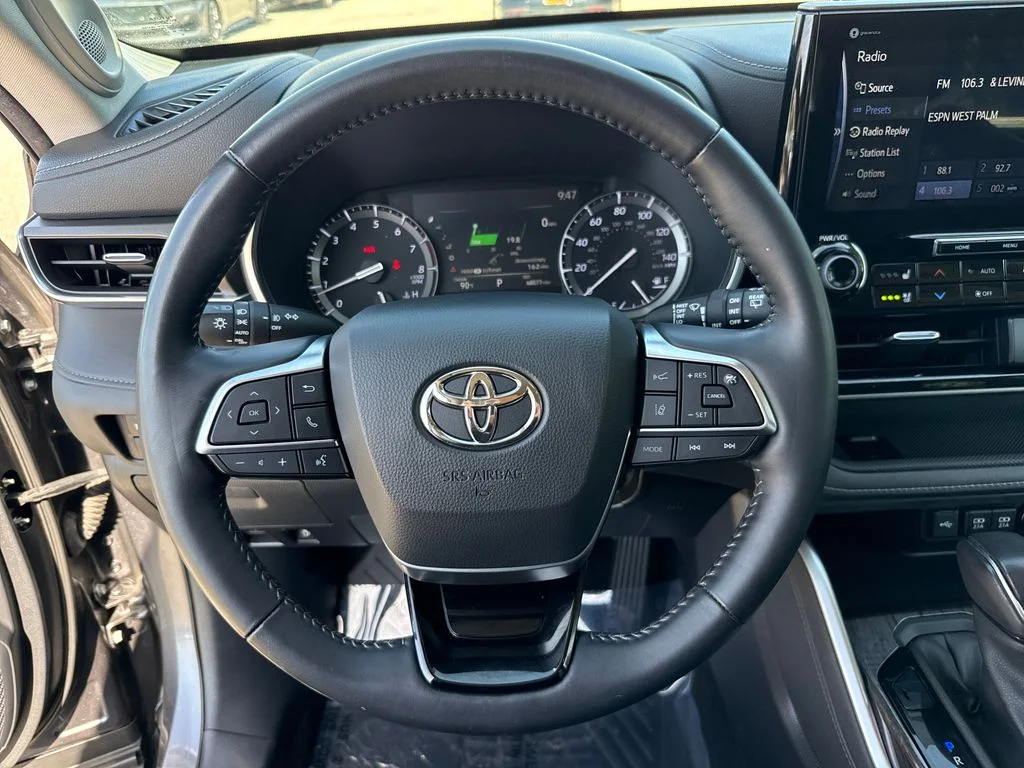Used 2020 Gray Toyota Limited image 14