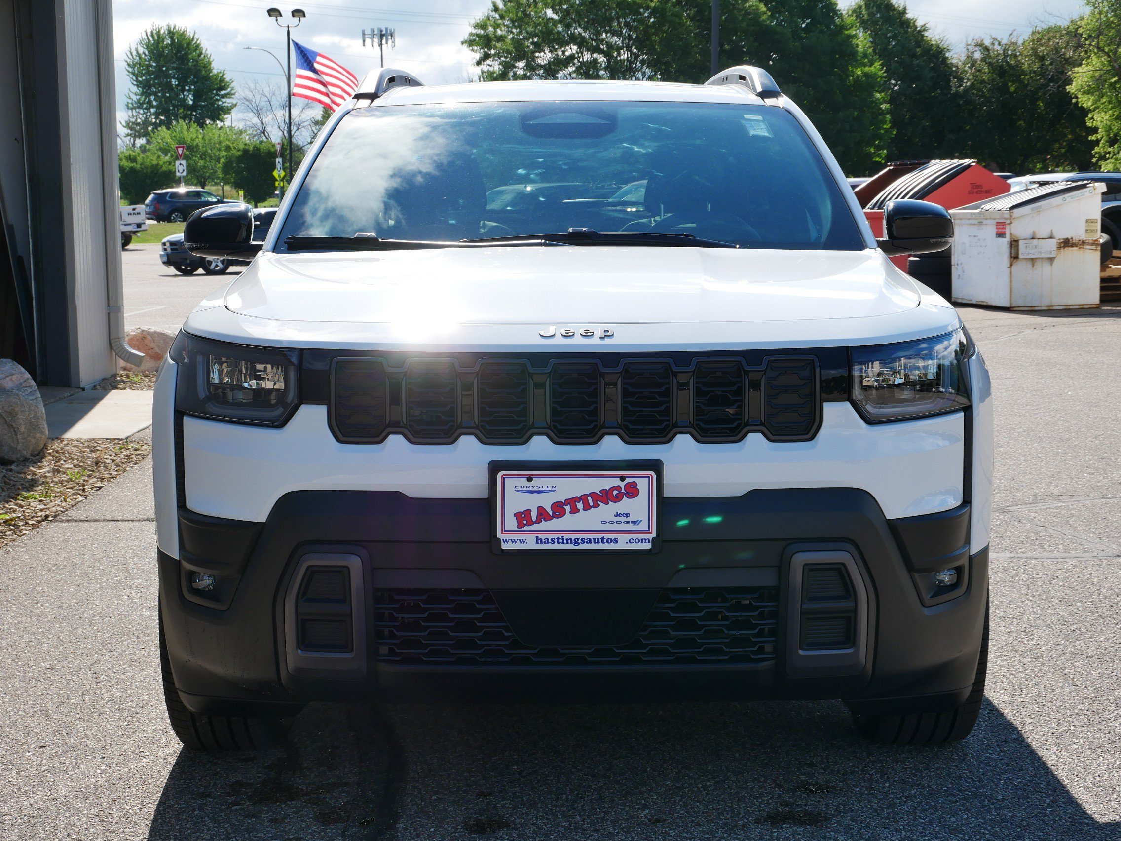 New 2026 Bright White Clear-Coat Exterior Paint Jeep 85th Anniversary image 5