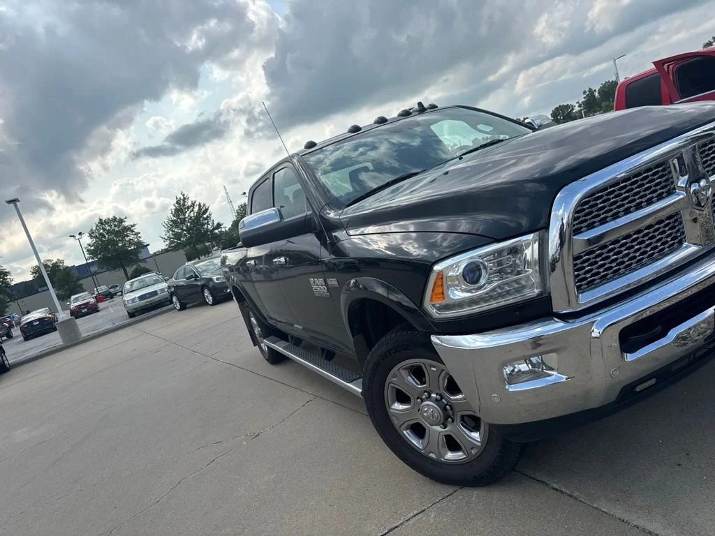 Used 2018 Black Ram Laramie image 6
