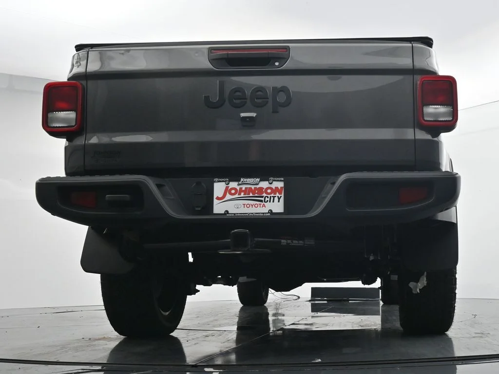 Used 2025 Gray Jeep Nighthawk image 35