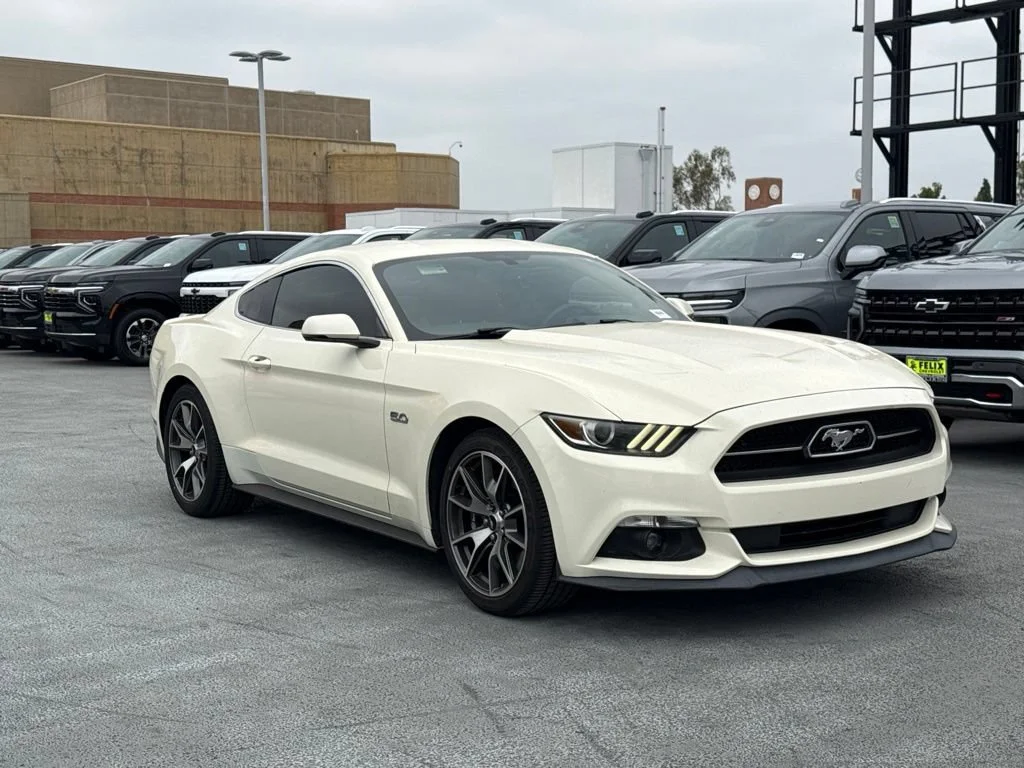 Used 2015  Ford GT 50 Years Limited Edition image 3