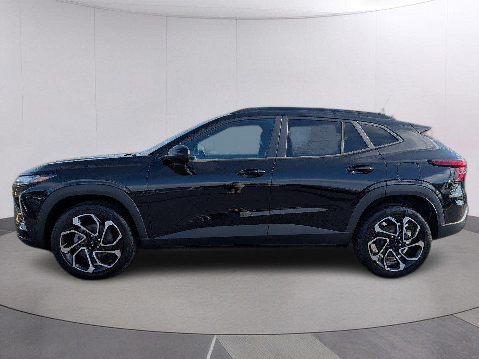 New 2026 Mosaic Black Metallic Chevrolet 2RS image 2