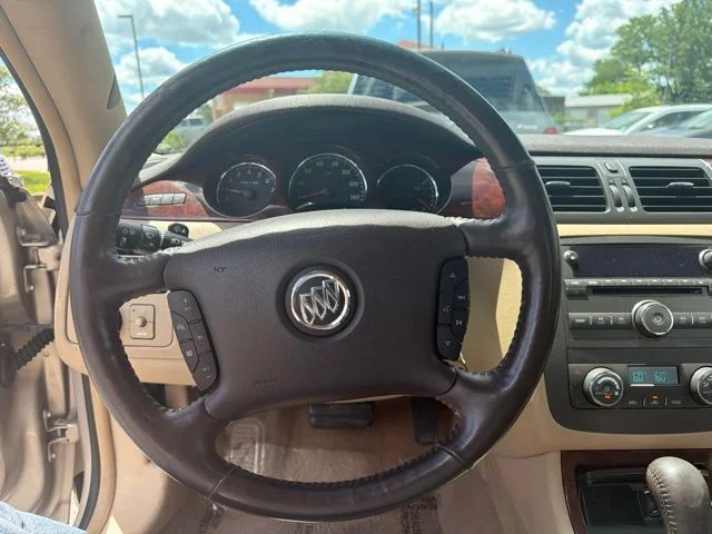 Used 2008 Gold Buick CXL image 9