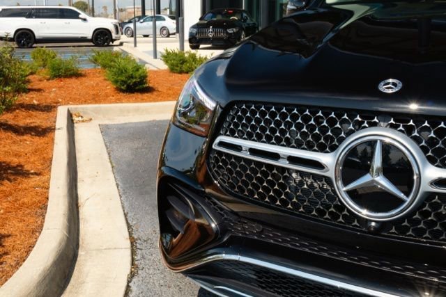 New 2026 Obsidian Black Metallic Mercedes-Benz GLE 350 image 22