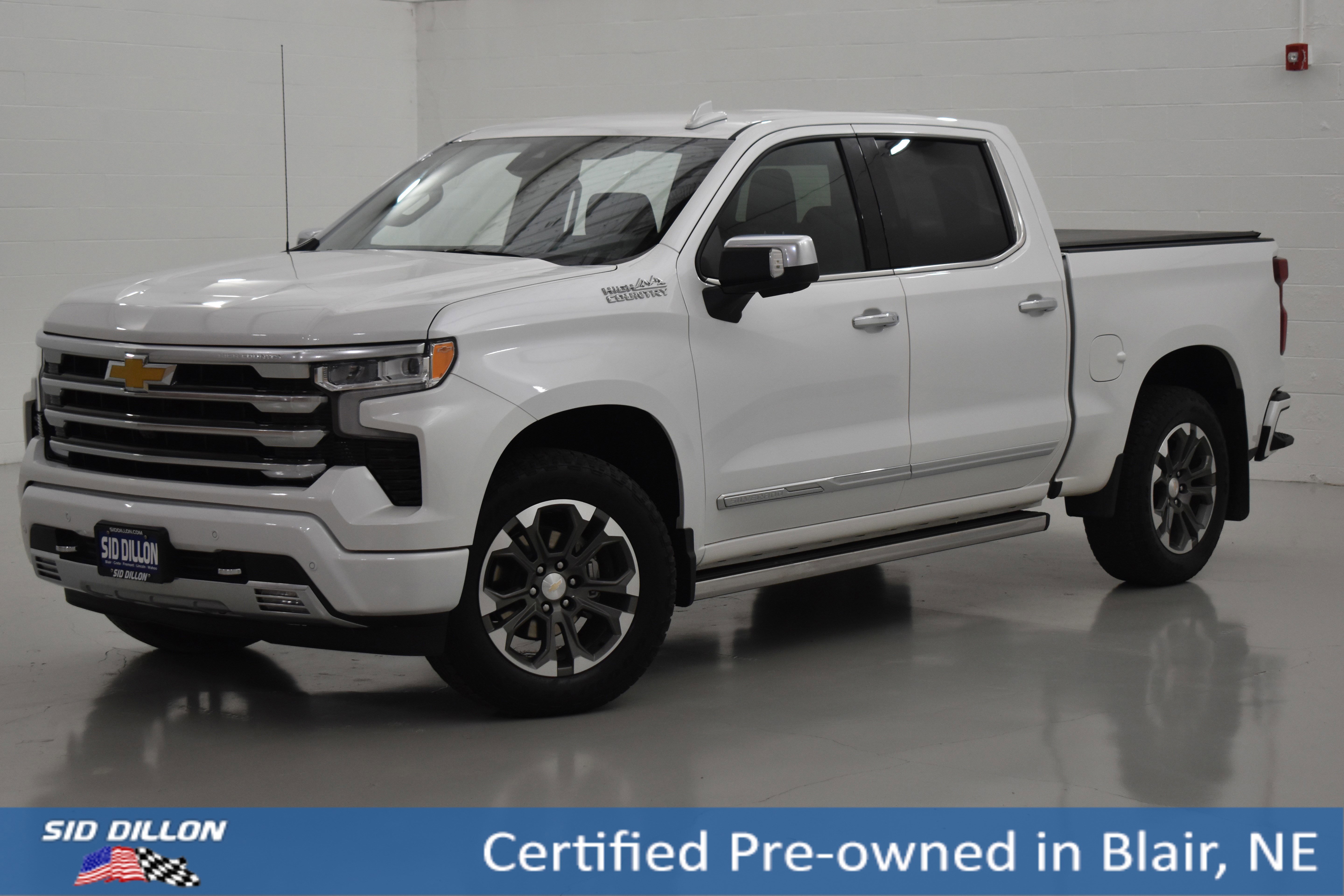 2023 Chevrolet Silverado 1500 High Country 4X4 Crew Cab Short Box's photo