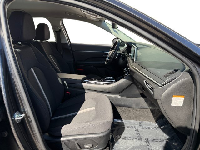 Used 2022 Gray Hyundai SEL image 26
