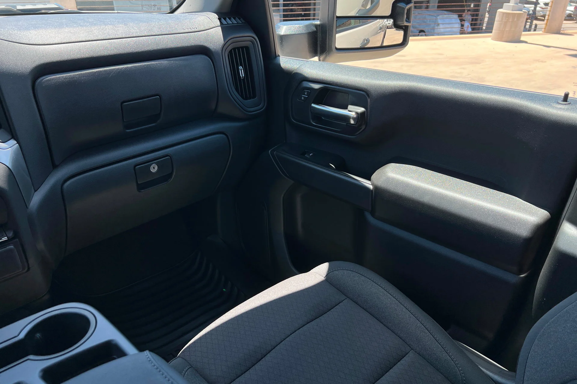 2026 Chevrolet Silverado 2500 HD Custom - Photo 10