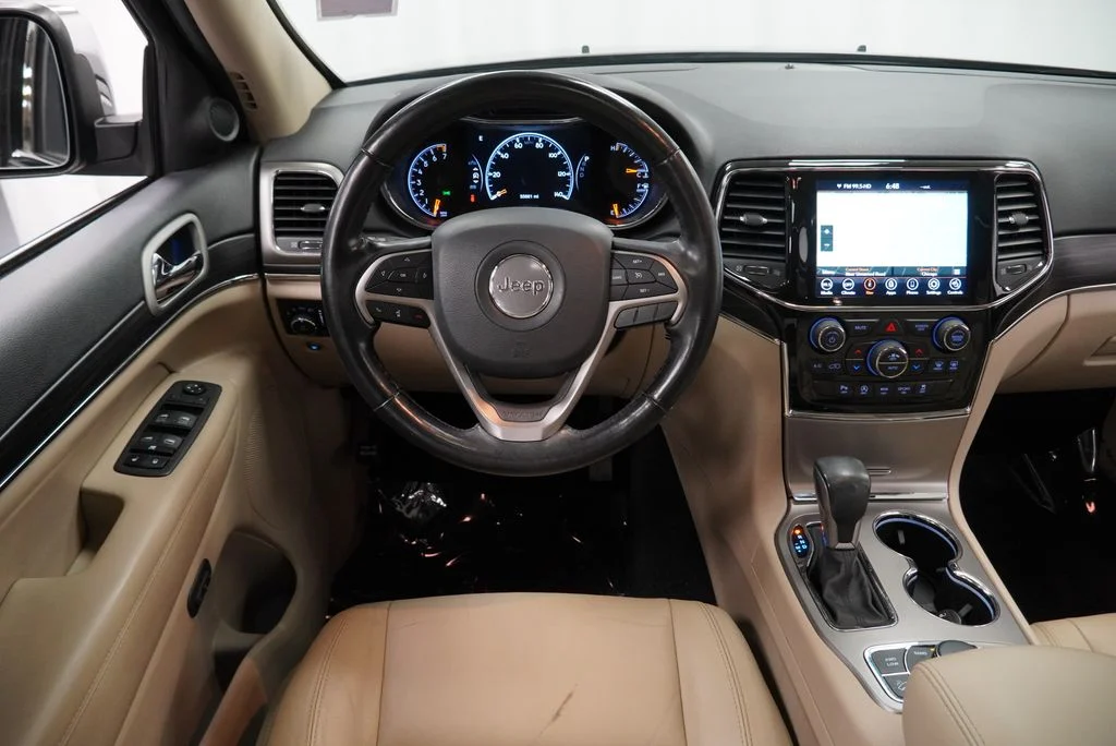 Used 2021 Gray Jeep Limited image 26