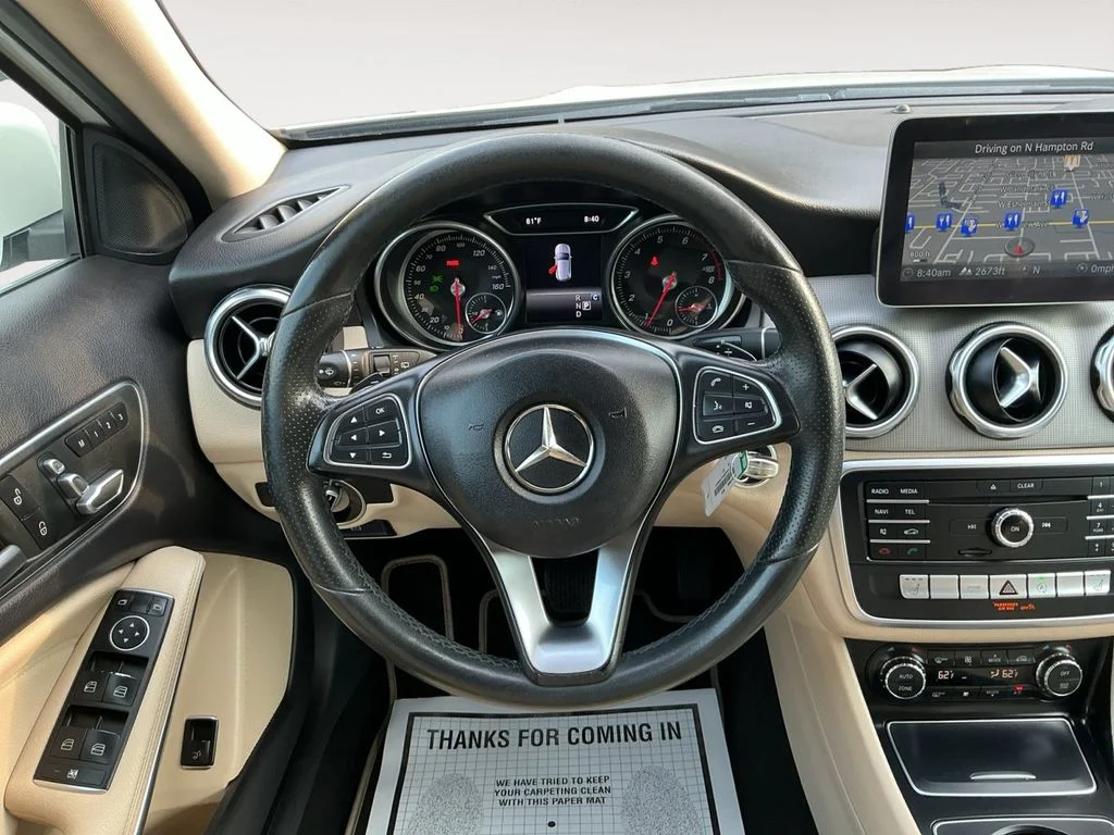 Used 2018 White Mercedes-Benz GLA 250 image 12