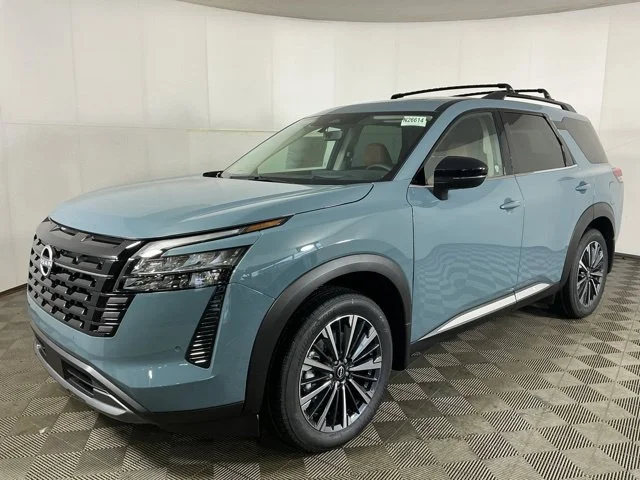 New 2026 Green Nissan Platinum image 3