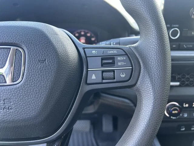Used 2023  Honda EX image 31